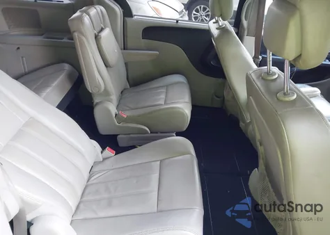 2013 Chrysler Town & Country Touring from USA, damaged, VIN 2C4RC1BG3DR780148